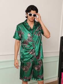 Chillnights 年輕時尚活力趣味抽象豹紋動物印花緞面翻領開襟男士居家服套裝 - 墨綠色 - 查看 2