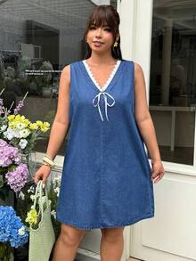 GalTyme Plus Size Fashion French Lace Patchwork Tie-Up Denim Dress - Blue - View 5
