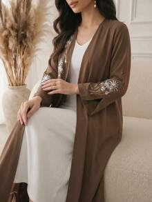 Al Najma 女款花卉亮片長袖優雅阿拉伯式長袍 - 棕色 - 查看 6
