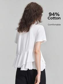 Ontre Camiseta para mujer de color beige, cómoda, de tela premium amigable con la piel, ajustada, cuello redondo, hombros regulares, manga corta, bajo con volantes, estilo moderno, bohemio, para vacaciones, playa, conciertos de música country, estilo occidental, casual, de lujo discreto, estilo old money, para cruceros, minimalista, de lujo silencioso, con textura, esencial, para negocios casual, urbano, para oficina, para desplazamientos urbanos, de alta calidad, para aeropuerto, para todas las estaciones, versátil, serie especial de vacaciones - Blanco - Ver 3