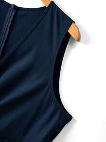 GlowEve CURVE Plus Size Women's Elegant Solid Color V-Neck Sleeveless Gold Decor Waist Buckle Cinched Waist Wide Leg Jumpsuit, Suitable For Spring/Summer Commute And Daily Wear - Navy Blue - View 3