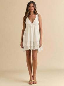 Gossip Girl X SHEIN SHEIN BAE 女士夏季度假纯色荷叶边无袖连衣裙 - 杏色 - 查看 4