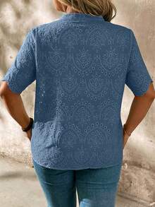 SHEIN LUNE CURVE 大尺碼短袖刺繡鏤空布料襯衫 - 藍色 - 查看 2