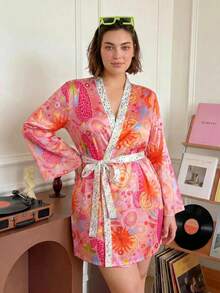 Chillnights Casual Colorful Sun Face Leopard Contrast Polka Dot Print Satin Plus Size Robe - Multicolor - View 3