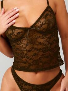 MISSGUIDED Set Bra dan Celana Dalam Renda Bunga dengan Tali Bahu yang Dapat Diatur, Detail Pita Satin, dan Thong Transparan - Coklat - View 4