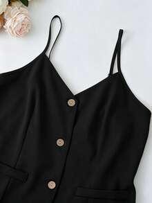 SHEIN Franclia 新款女式時尚休閒純色細肩帶無袖開襟上衣與短褲套裝，女式春夏套裝，適合日常工作、外出、度假、旅行，春夏時尚通勤套裝，女式春夏兩件套，女式短褲，女式春夏套裝 - 黑色 - 查看 3