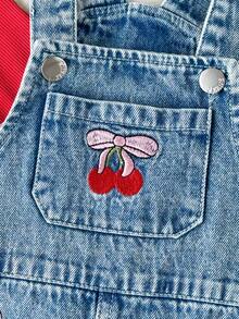 SHEIN Vintaside Kids 純色套頭長袖上衣與櫻桃刺繡無袖吊帶連身褲嬰兒/幼兒（女童）T恤套裝 - 紅色 - 查看 5