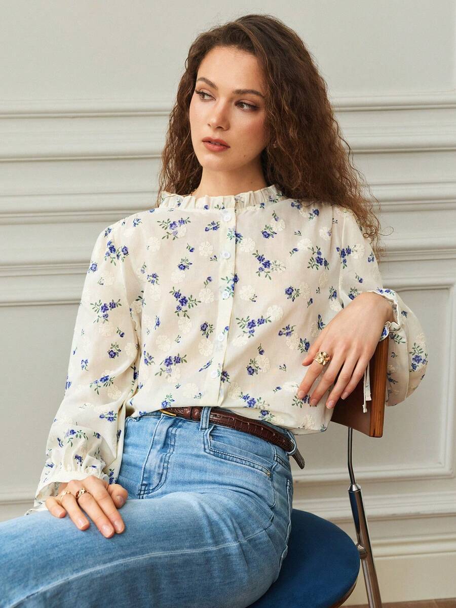 SHEIN 女款春夏荷葉領刺繡布料綁帶袖口長袖襯衫,優雅法式休閒上衣,適合日常穿著與通勤上班 - 杏色 - 查看 1
