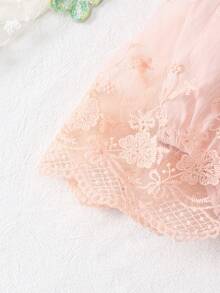 Souflis Souflis 嬰兒女孩褶邊刺繡網眼連體裙 - 彩色 - 查看 4