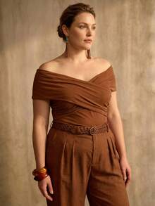 MOTF PREMIUM PLUS SIZE WOMEN SOLID CROSS WRAP OFF SHOULDER TEE - Brown - View 3