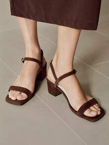 1 Pair New Brown Suede Square Toe Party Chunky Heel Sandals, Summer Buckle Open Toe Versatile Sexy Slim Strap Retro Mid-Heel Commuting Women Shoes - Brown - View 3