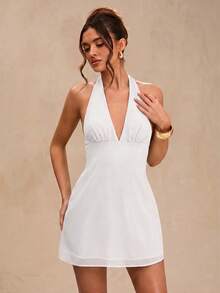 SHEIN BAE 春夏純黑色深垂領掛脖性感垂領露背雪紡迷你洋裝女款 - 白色 - 查看 4