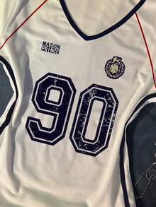 IslaSuriya 女款復古做舊海軍藍 #90 號球衣 T-shirt，修身 V 領短袖運動上衣 - 彩色 - 查看 3