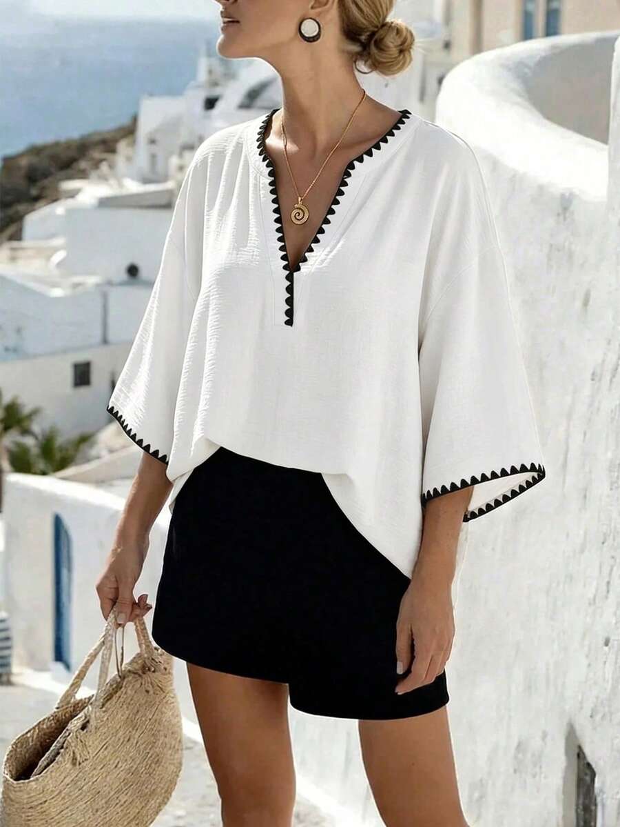 SHEIN Holidaya Camisa de mujer estilo vintage casual y cómodo con manga murciélago holgada, bordada con bloques de color, cuello en V y manga tres cuartos, adecuada para primavera/verano, camisa casual, camisa bordada con bloques de color, top de verano, perfecta para vacaciones, uso diario casual, de moda y versátil - Blanco - Ver 1