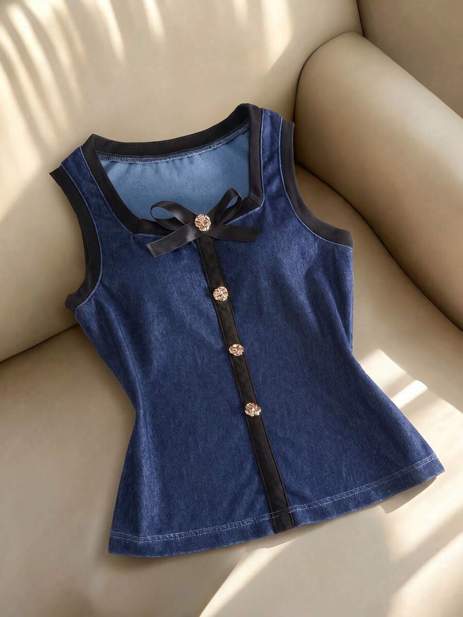 GlowEve 女款蝴蝶結裝飾金屬鈕扣設計無袖牛仔上衣 - 藍色 - 查看 1