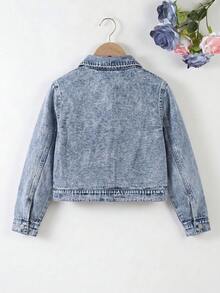 Girls' Denim Jacket And Coat, All-Season Y2K Style, Vintage Mid-Blue Denim Color, Heart-Shaped Pocket Design, Fitted Silhouette, Comfortable And Soft Fabric, Versatile Fashion For Daily Wear, Suitable For School, Commuting And Multiple Occasions, All-Season Girls' Denim Jacket And Coat - Medium Wash - View 3