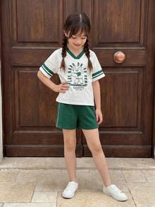 Casuvi Kids 青少年女孩V領綠色與白色條紋T恤與休閒短褲2件套，復古泰迪熊圖案，夏季返校寬鬆套裝 - 白色 - 查看 5
