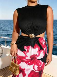 Cravure Plus Size Women's Metal Decor Hollow Waist Cutout Dress, Sexy Hot Girl Style, Fashionable Versatile For Daily Commute, Party, Prom - Black - View 3