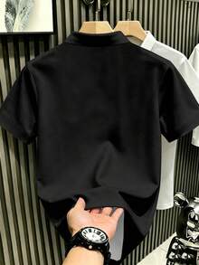 Manfinity Hypemode Kemeja Polo Pria Gaya Olahraga Vintage Hitam Putih dengan Blok Warna dan Siluet Logo Kuda Mulia - MultiWarna - View 2