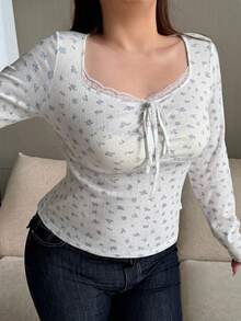 Dazy Plus Plus Size Spring/Autumn Casual Ditsy Floral T-Shirt - Mint Green - View 1