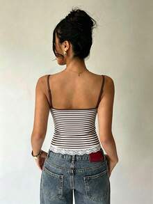 Aloruh 女款性感 Y2K 風格蕾絲拼接條紋細肩帶背心 - 棕色 - 查看 2