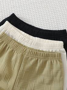 SHEIN 3 Set di Abbigliamento Estivo per Bambino Maschio, Magliette a Maniche Corte Morbide con Texture a Orsetto Carino e Pantaloncini, 2 Pezzi, Top Bianchi con Grafica, Abiti da Spiaggia Estivi - Multicolore - Visualizzare 5