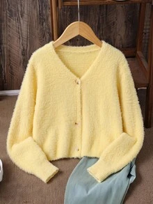 SHEIN 少女秋冬針織開襟毛衣，獨特設計，蓬鬆質感，展現女孩獨特時尚品味，白色調凸顯自然清新，可搭配T恤、細肩帶背心、洋裝、紗裙等多款衣著，舒適針織面料，前開襟設計，穿脫方便，兼具實用與時尚，軟妹風黃色毛衣開襟衫，夏季少女服飾 - 黃色 - 查看 4