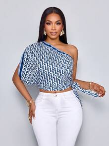SOLERSUN Ropa de mujer para primavera/verano: Estilo casual y elegante para ir al trabajo - Camisa tejida azul estampada con plisado de un solo hombro y cordones ajustables en los laterales. Una parte superior versátil y de moda perfecta para looks de verano. - Azul - Ver 4