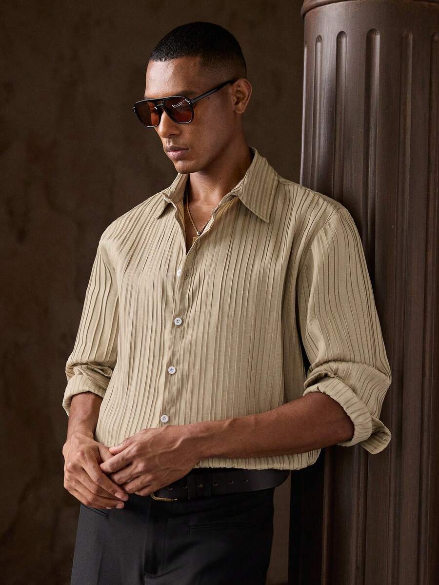 Vientiro Men's Knitted Fashion Casual Loose Short Sleeve Shirt - Apricot - View 1