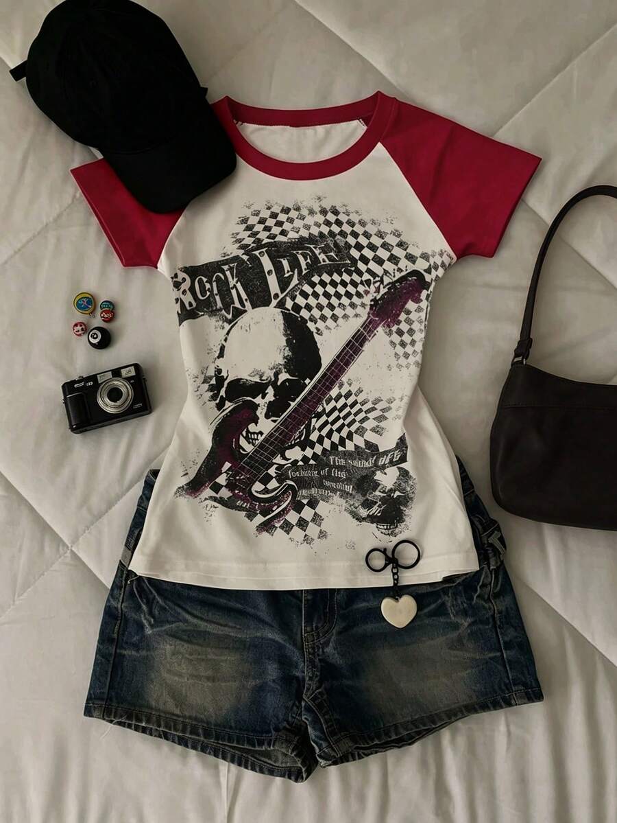 SHEIN Y2K 女款黑白撞色骷髅吉他图案圆领休闲街头风上衣，适合日常街头穿搭