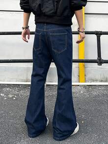Manfinity EMRG Men's Casual Straight Leg Flare Jeans With Pockets - Dark Wash - View 2