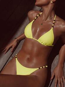 Swim Vcay 女款海灘度假串珠裝飾亮面閃粉布料掛脖綁帶露背性感比基尼套裝 - 黃色 - 查看 1