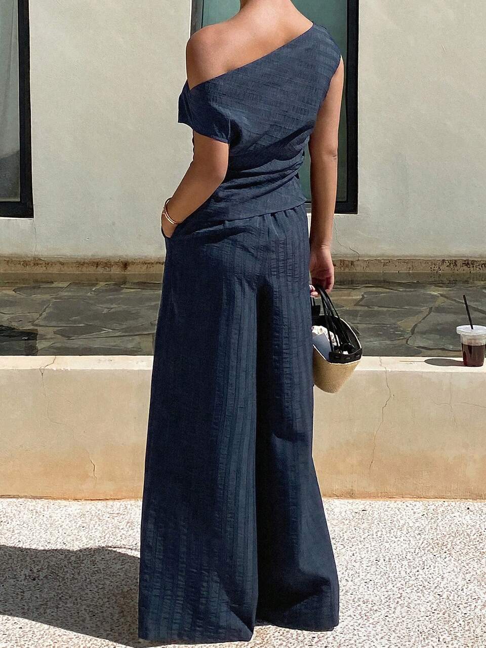 Women's Striped Fabric One-Shoulder Top And Loose Straight Leg Pants Vacation Style Two Pieces Set