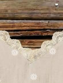 SHEIN VCAY Plus Size Women Daisy Embroidery Print V-Neck Ruffle Trim Loose Camisole - Apricot - View 4