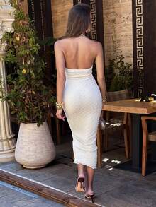 Sindi Myftari Spring/Summer New Romantic V-Neck Textured Tight Waist Slim Fit Maxi Dress, Elegant Date Night Look,Summer Dresses For Women,Tea Party Dress,White Graduation Dress Concert Rave Outfit Women,Backless Dress - Apricot - View 2