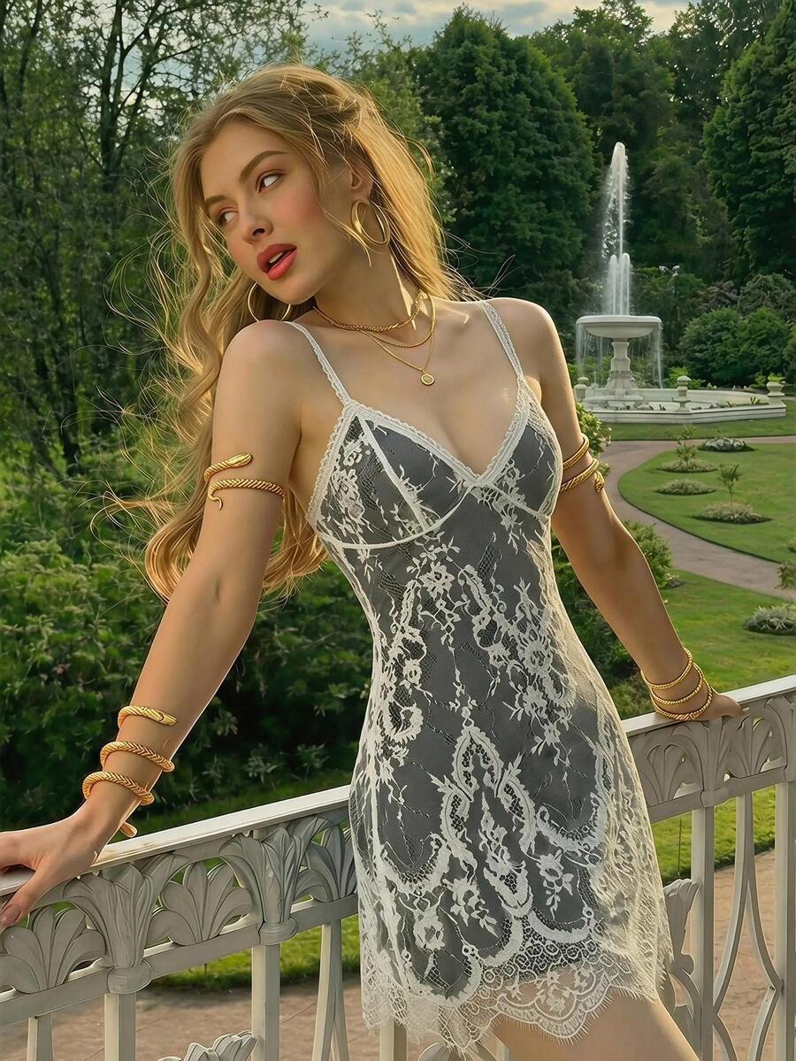 SHEIN MOD 女款透視蕾絲細肩帶短洋裝 - 彩色 - 查看 1