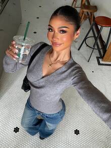 Muchica Women's Solid Color Overlap V-Neck Long Sleeve Button Design Sweater Brunch Grey Autumn Casual - Grey - View 5