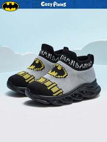 BATMAN X Cozy Pixies 男童黑色時尚一腳蹬卡通圖案彈性鞋面 LED 發光戶外日常百搭趣味可愛嬰童運動鞋 - 彩色 - 查看 5