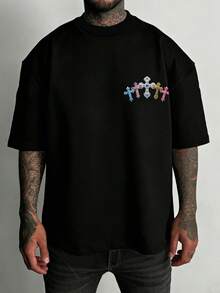 Manfinity EMRG Kaos Pria Lengan Pendek Kerah Bulat dengan Motif Perhiasan Imitasi - Hitam - View 2