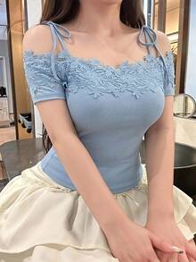 Bijouette 大尺碼女款素色對比蕾絲露肩短袖時尚T恤 - 藍色 - 查看 7
