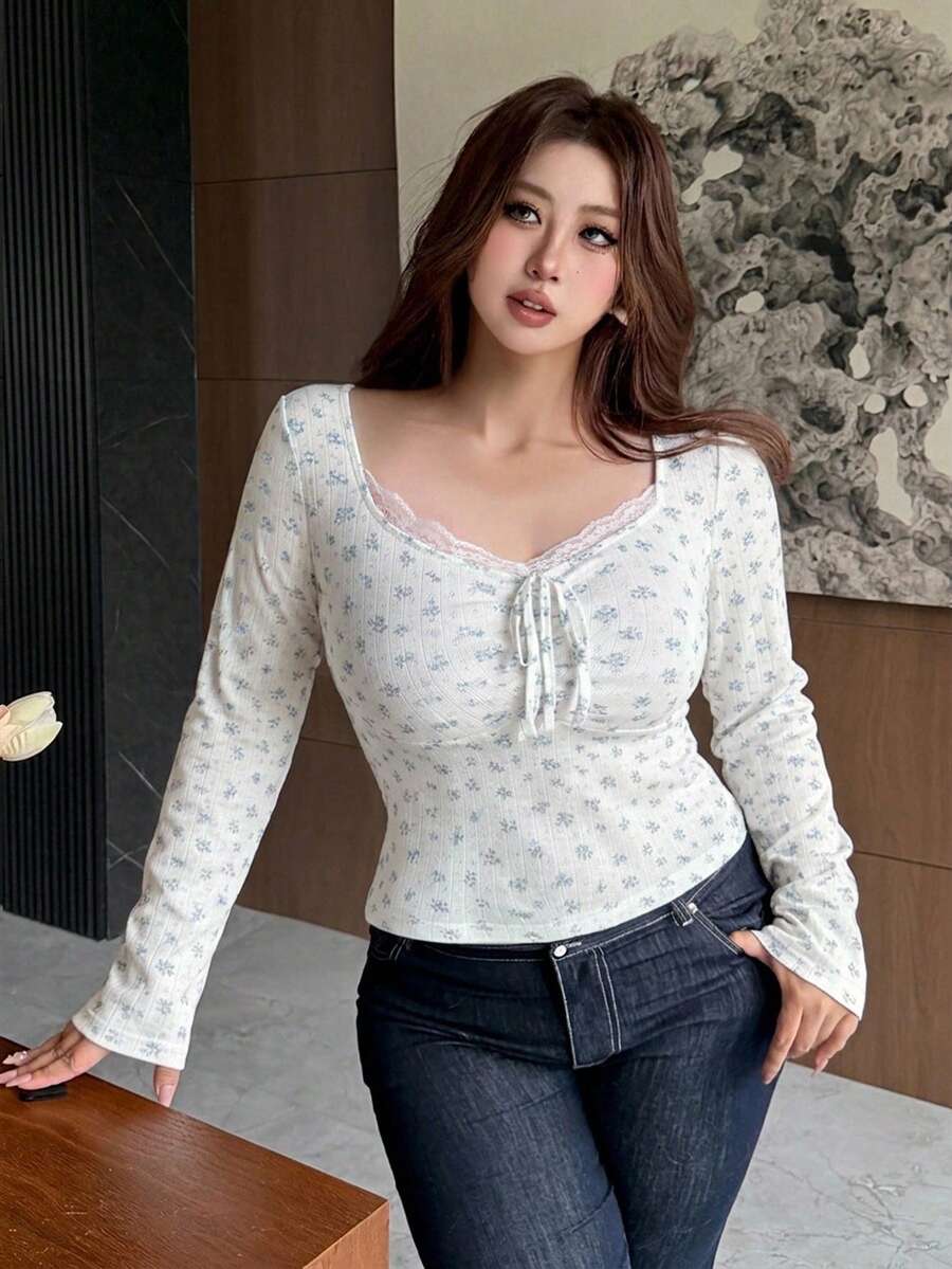 Dazy Plus Plus Size Spring/Autumn Casual Ditsy Floral T-Shirt - Mint Green - View 1