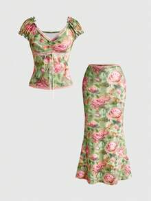 Sweetness Set 2 Potong Atasan dan Rok Motif Bunga Leher V Berkerah V untuk Gadis Manis di Awal Musim Gugur - MultiWarna - View 1