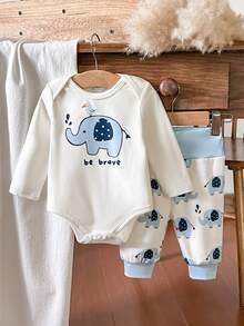 SHEIN Vintaside Kids 新生兒男嬰春秋四季通用寬鬆針織米色與淺藍色拼接設計信封領長袖連身衣與內褲套裝，柔軟可愛極簡清新風；適中厚度，身上印有卡通大象、小鳥與「Be Brave」字母印花；休閒、幼兒、派對 - 淺藍色 - 查看 3