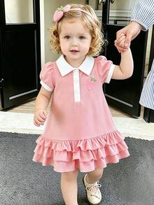 SHEIN Playful Pals 夏季嬰兒與女嬰針織POLO領短袖休閒運動可愛奶油黃直筒洋裝，彩虹滿版印花，下擺荷葉邊抽褶設計 - 粉色 - 查看 4
