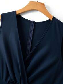 GlowEve CURVE Plus Size Women's Elegant Solid Color V-Neck Sleeveless Gold Decor Waist Buckle Cinched Waist Wide Leg Jumpsuit, Suitable For Spring/Summer Commute And Daily Wear - Navy Blue - View 8