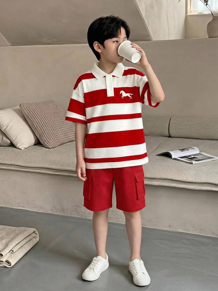 SHEIN Casuvi Kids 两件套男童春夏短袖polo衫和休闲裤套装,时尚针织条纹动物纹印花,舒适宽松版型,带口袋,百搭户外服装 - 彩色 - 查看 1