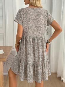 SHEIN LUNE 女款休閒花卉夏季度假通勤日常基礎時尚短袖V領短洋裝 - 綠色 - 查看 2
