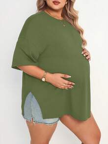 Plussiva Top de maternidad talla grande unicolor cuello redondo manga corta con bajo dividido - Verde - Ver 3