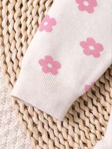 SHEIN Playful Pals 女童毛衣洋裝，時尚可愛圓領標準版型卡通花卉提花針織洋裝，柔軟舒適，適合春、秋、冬三季，完美適用於日常穿著、外出、旅行、度假、居家與托兒所，適合兒童玩耍 - 白色 - 查看 5