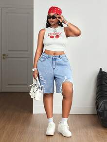 Slaydiva Plus Size Women's Rhinestone Embellished Distressed Pocket Raw Hem Denim Shorts - Blue - View 6